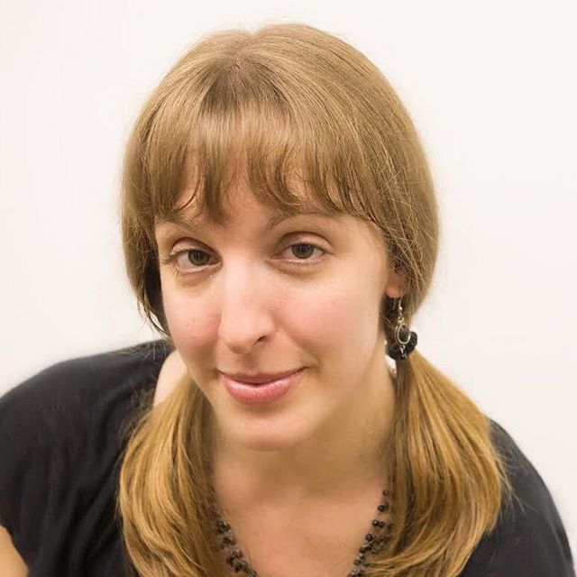 Meet Bethany Brooks! Bethany is a fantastically talented pianist (and folk singer) based in Philadelphia. If you're hanging around Philly chances are you'll hear Bethany, either in the concert hall, rocking out with her folk group or leading music at