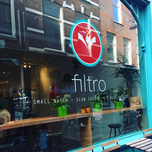 If you're anywhere near Den Haag this Saturday you should make your way to @filtro_koffie in the city center at 15:00 sharp, or earlier to get a seat. Beethoven trios + out of this world koffie. #nameyourownticketprice #musicinfamiliarspaces #beethov